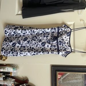 Finesse blue and white Small dress with flowers